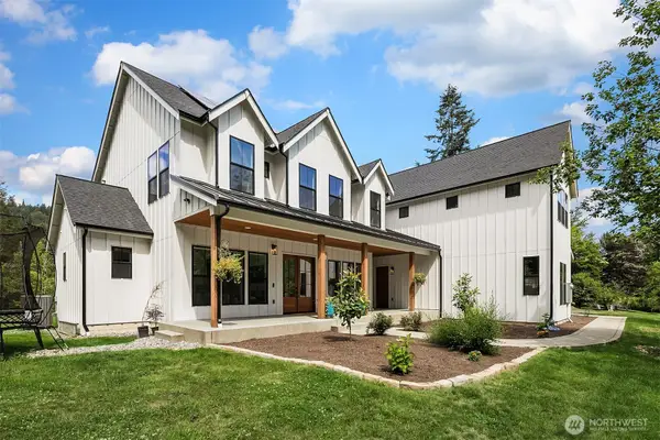 24926 SE 162 Street, Issaquah, WA 98027