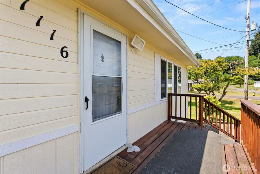 1116 Second Street W, South Bend, WA 98586 - #2