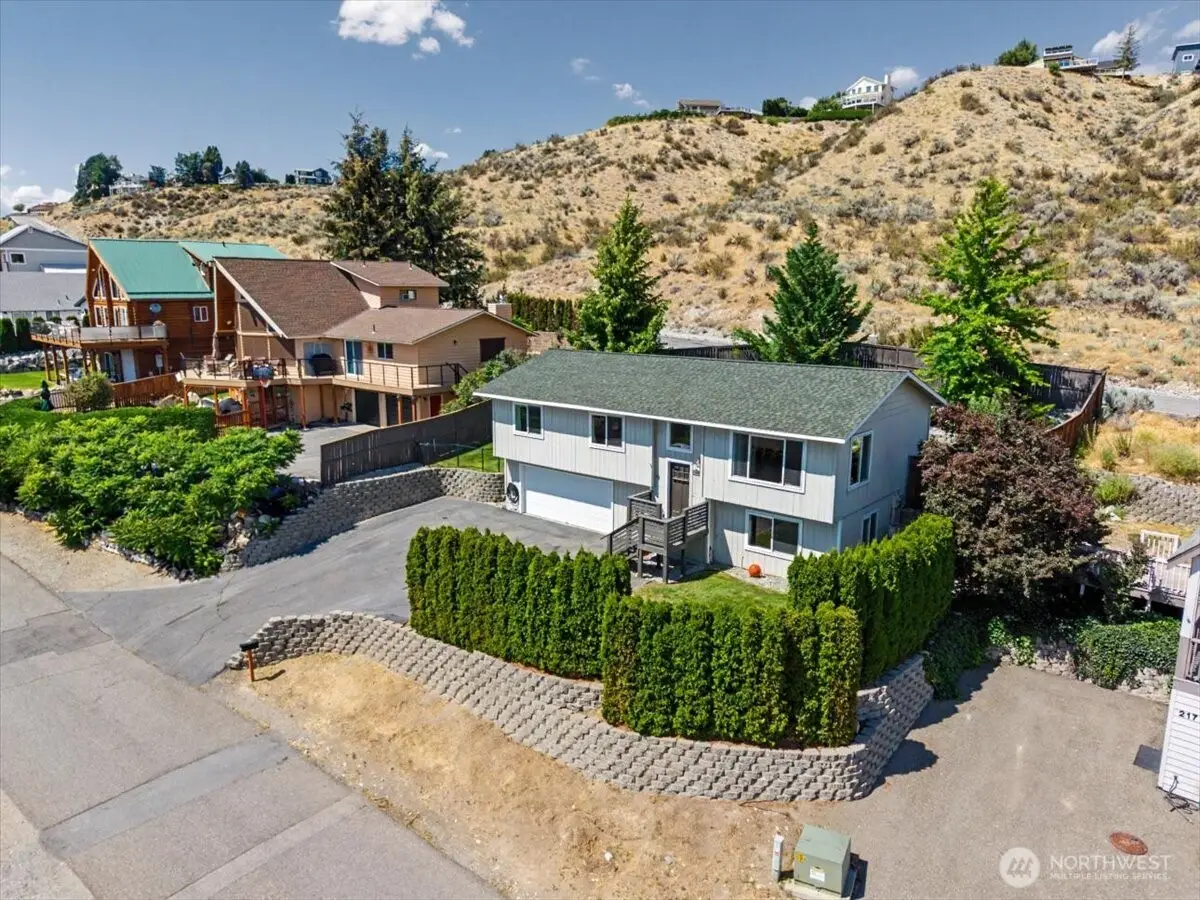 215 San Remo Lane, Chelan, WA 98816 - #1