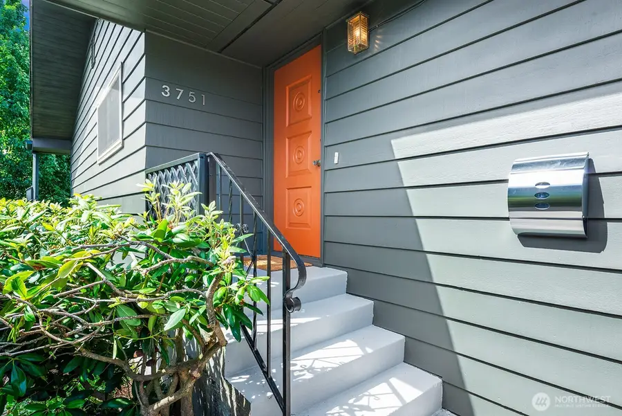 3751 SW Rose Street, Seattle, WA 98126 - #3
