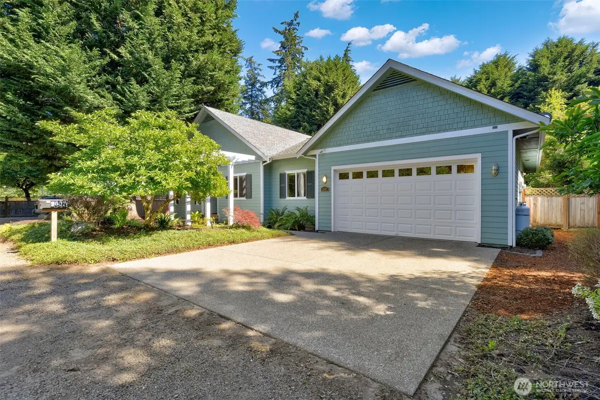 2007 NE Dingley Road, Bainbridge Island, WA 98110 - #1