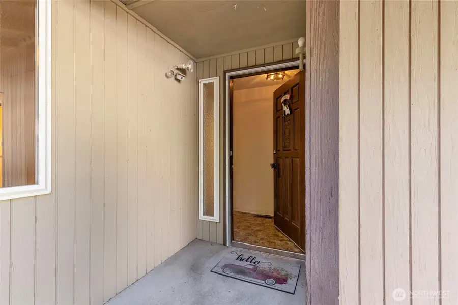 5582 NW Gross Road, Bremerton, WA 98312 - #2
