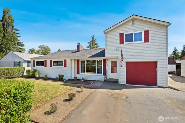 1208 115th Street S, Tacoma, WA 98444