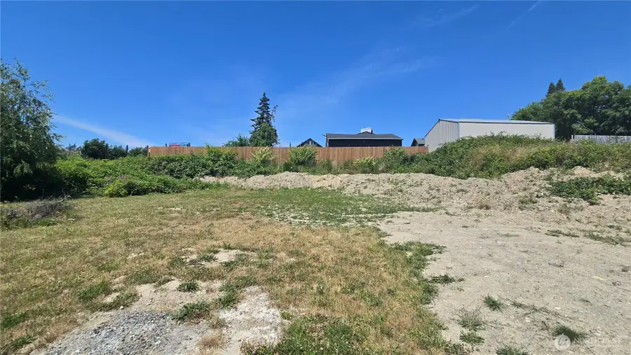 416 Comet Street #3, Milton, WA 98354 - #2