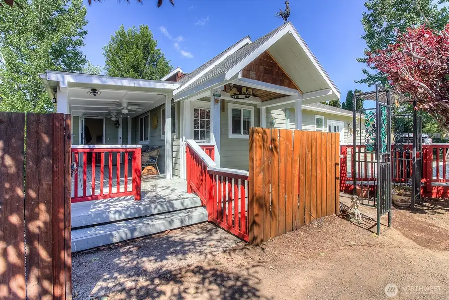 7305 Mieras Road, Moxee, WA 98936 - #2