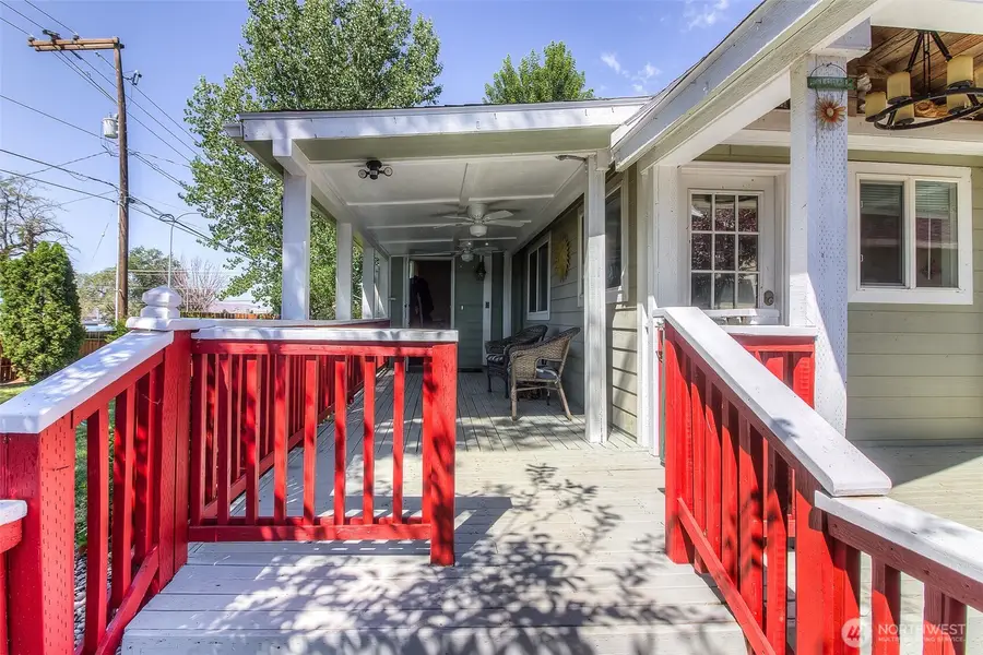 7305 Mieras Road, Moxee, WA 98936 - #3
