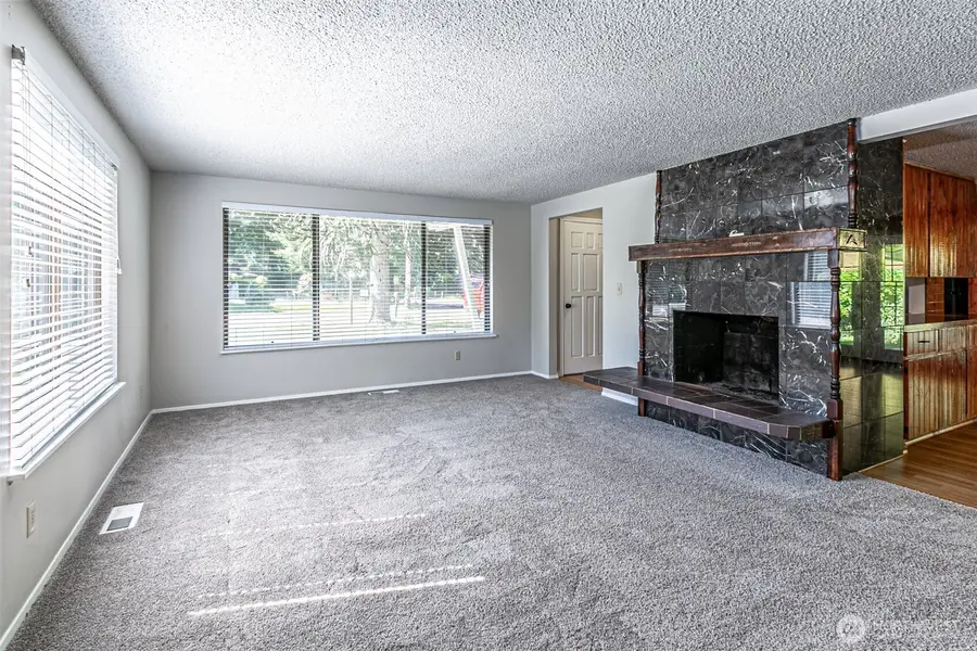 2524 70th Avenue Sw, Tumwater, WA 98512 - #3