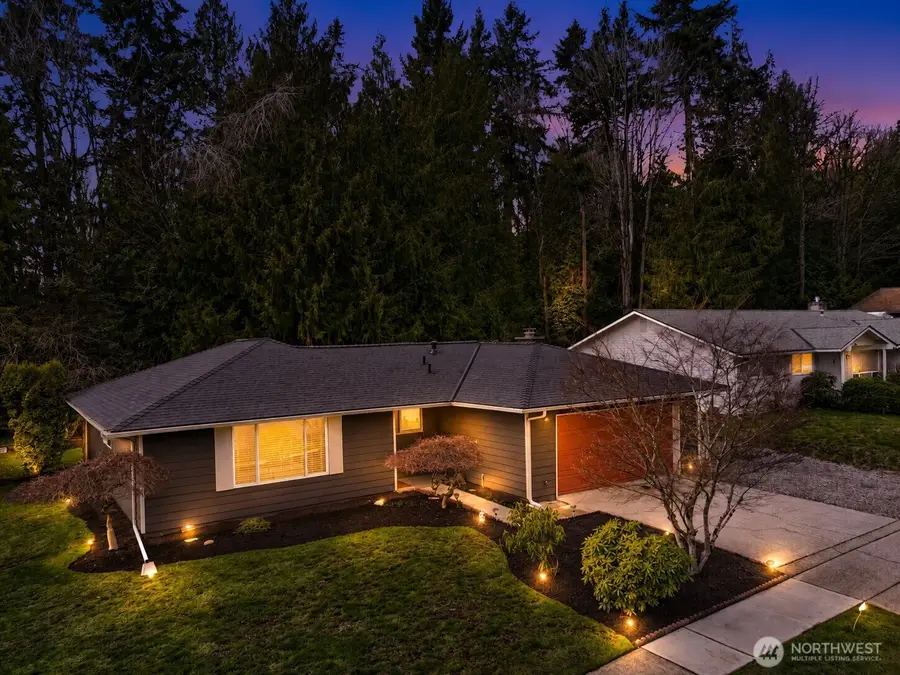 10009 161st Avenue Ne, Redmond, WA 98052 - #2