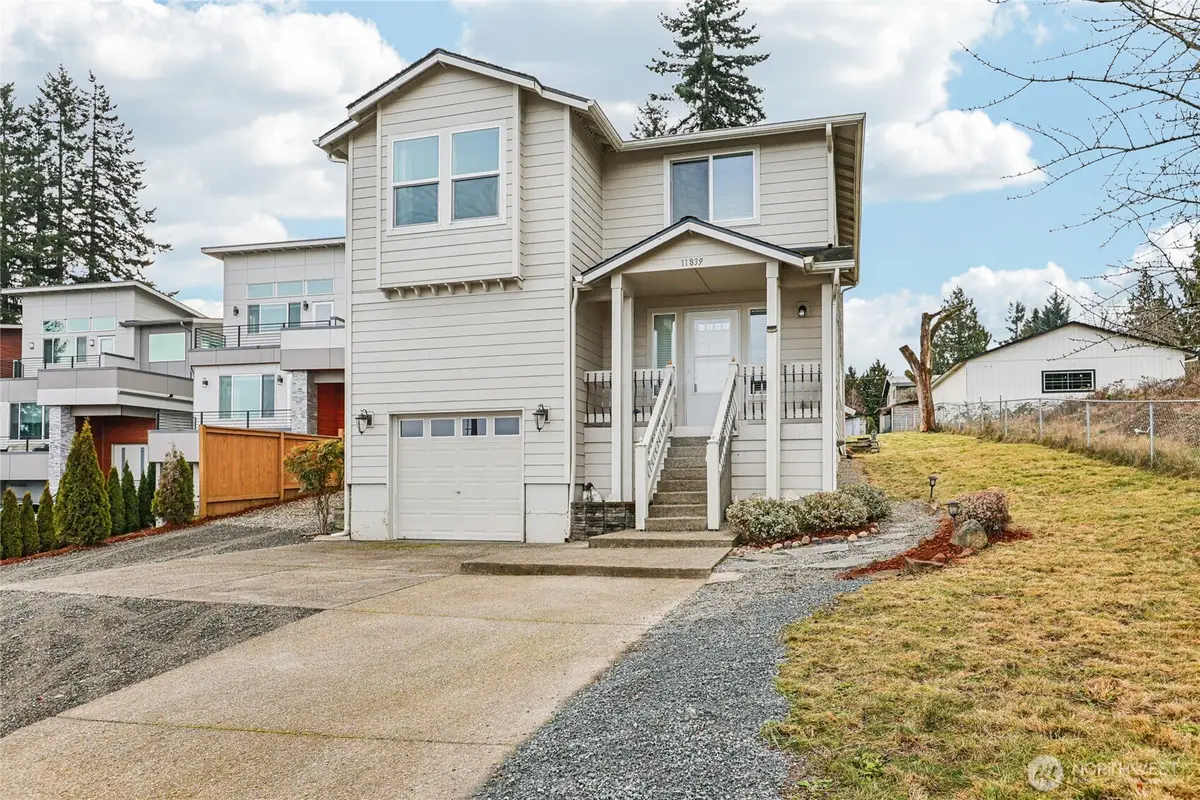 11839 79th Avenue S, Seattle, WA 98178 - #1