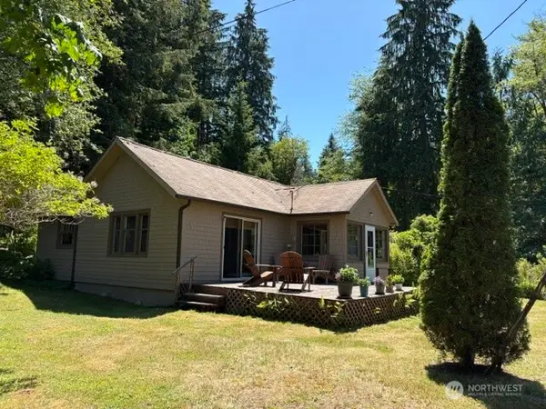 478 South Shore Road, Quinault, WA 98575