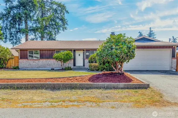 17109 20th Avenue E, Spanaway, WA 98387