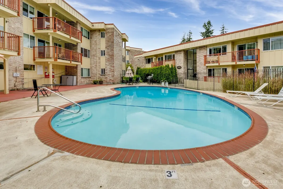 335 Heather Road #202, Everett, WA 98203 - #1