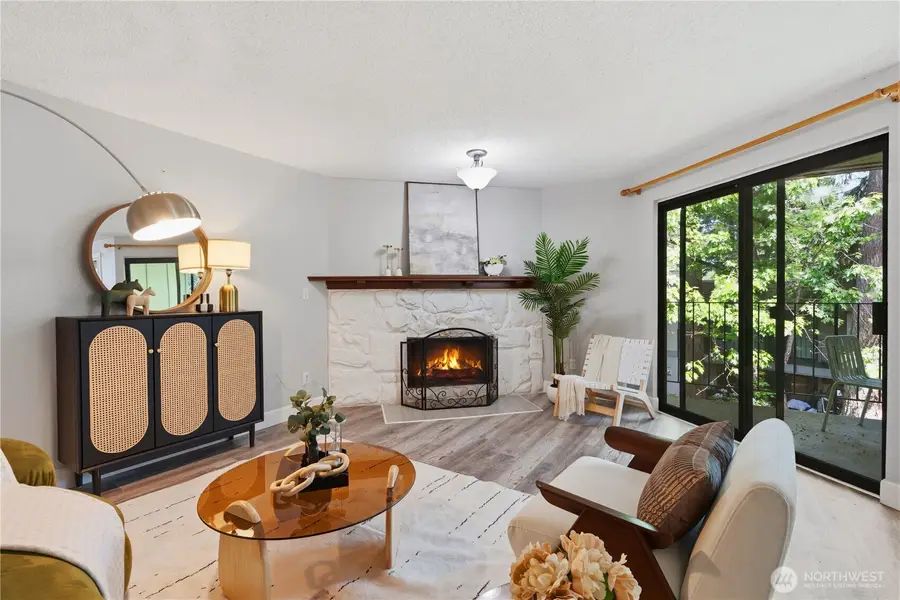 12726 Ne 116th St #E9, Kirkland, WA 98034 - #3