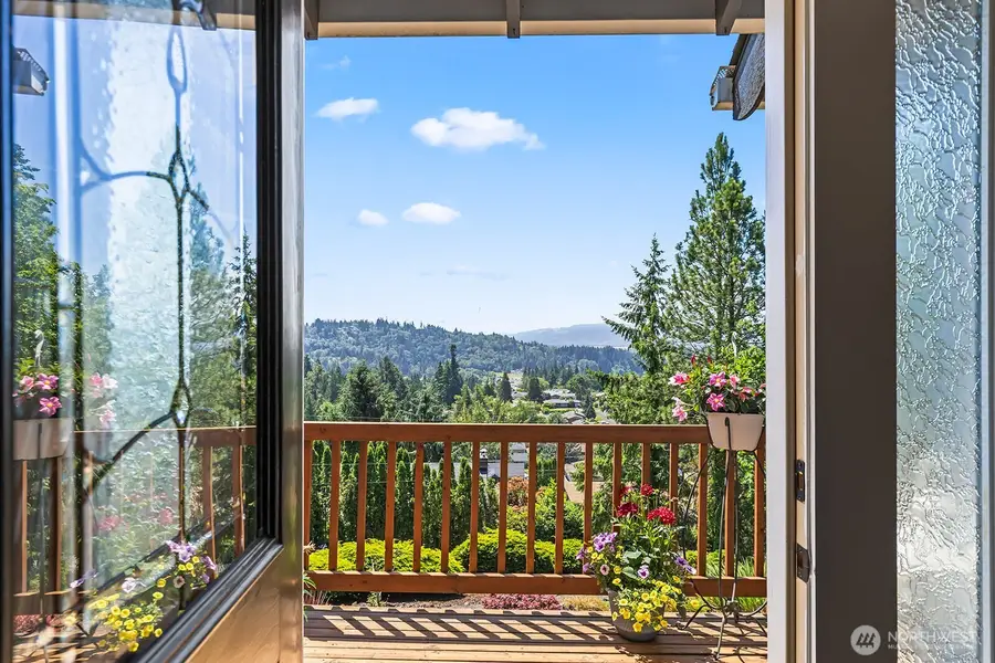 27 Jones Road, Kelso, WA 98626 - #3