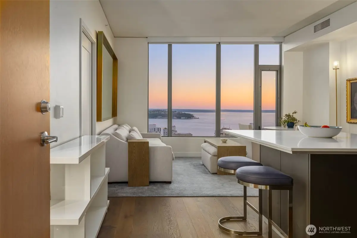 2510 6th Ave #3305, Seattle, WA 98121 - #1