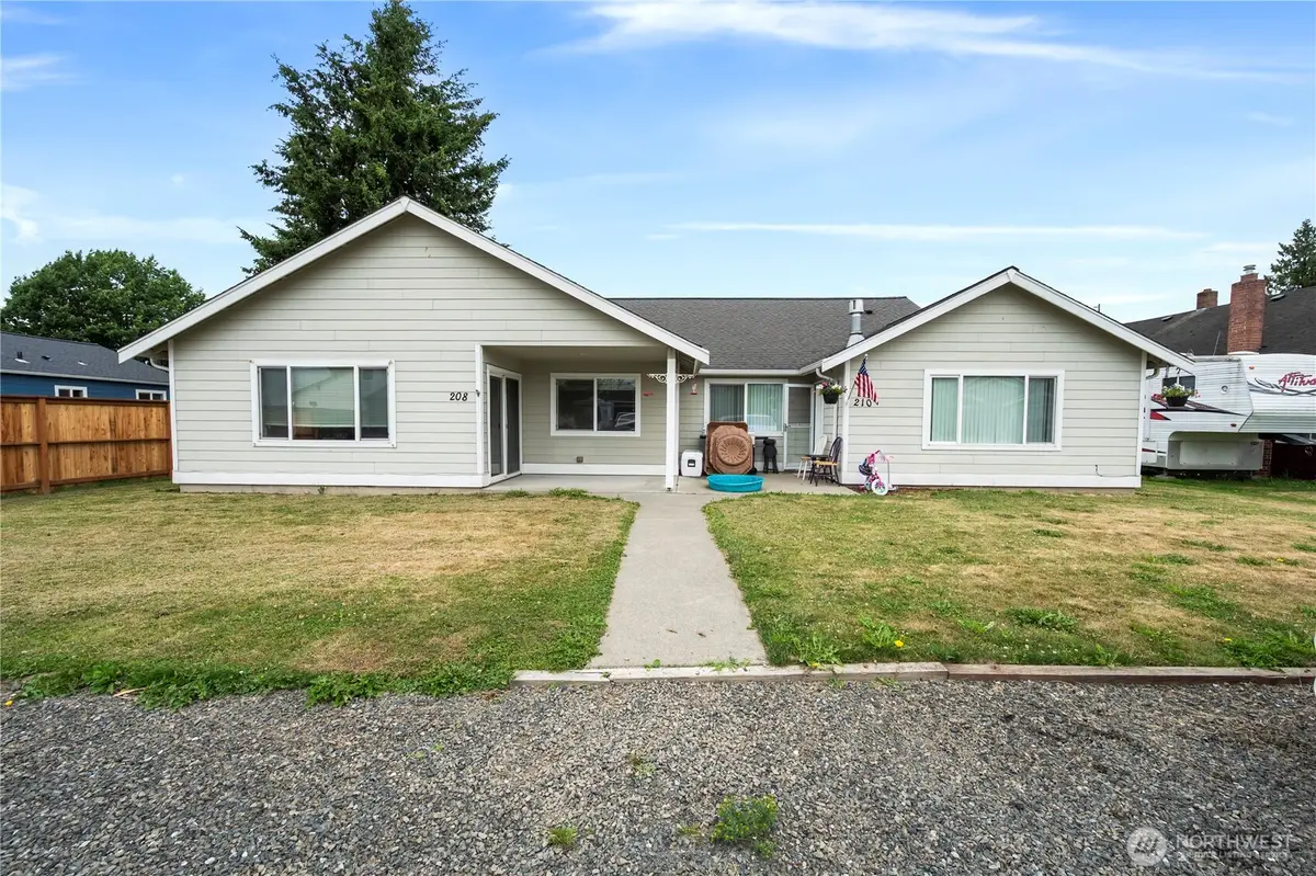 208 Noble Street, Sumas, WA 98295 - #1