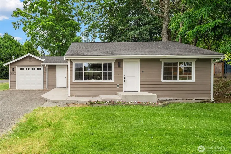 10902 26th Avenue Sw, Seattle, WA 98146 - #3