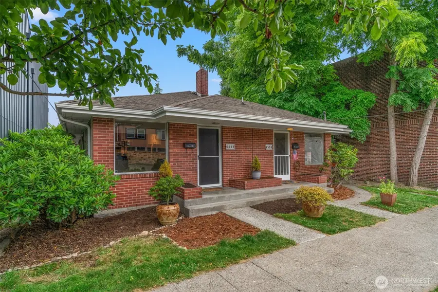 6553 Greenwood Avenue N, Seattle, WA 98103 - #2