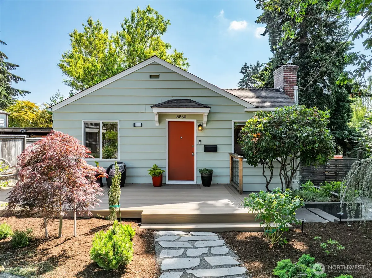 8560 37th Avenue Sw, Seattle, WA 98126 - #1
