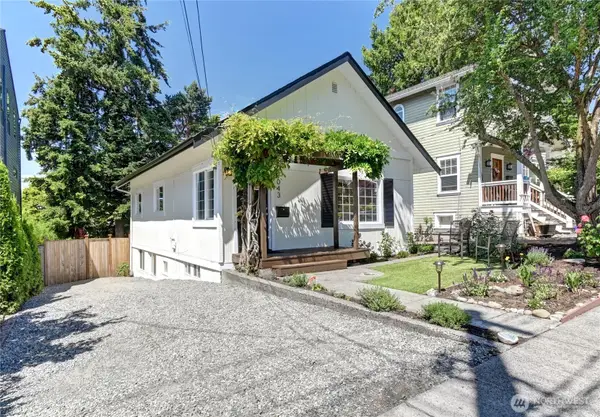 7043 17 Avenue Nw, Seattle, WA 98117