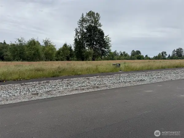 18 280th Street Ne #4, Arlington, WA 98223