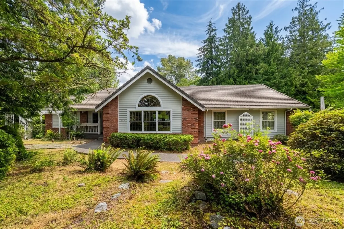 200 Lilac Drive, Mount Vernon, WA 98273 - #1