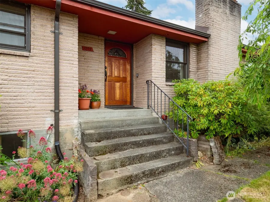 1205 NW Woodbine Way, Seattle, WA 98177 - #2