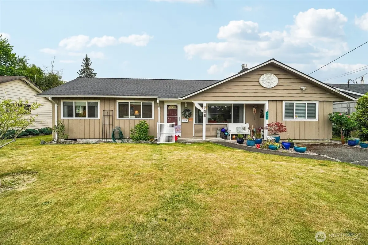 708 5th Avenue Se, Puyallup, WA 98372 - #1