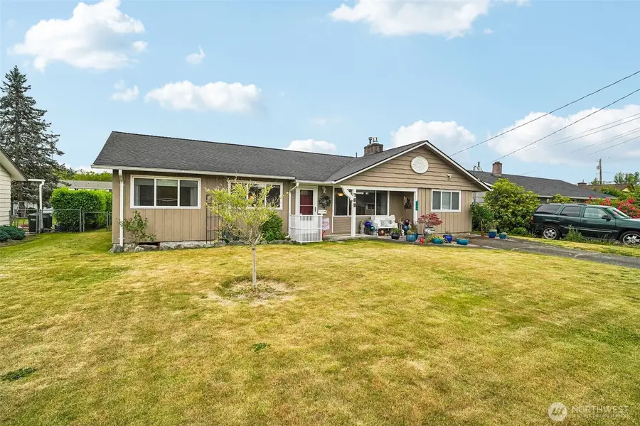 708 5th Avenue Se, Puyallup, WA 98372 - #2