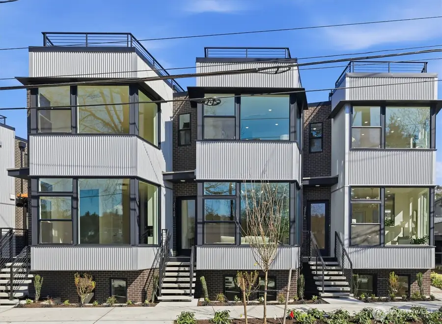 2010 Fairview Avenue E #B, Seattle, WA 98102 - #3