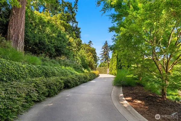 62526 Undisclosed, Seattle, WA 98112