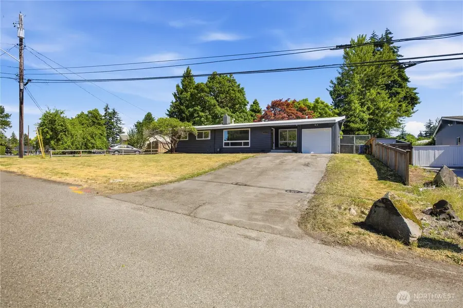 18504 38th Avenue S, Seatac, WA 98188 - #2