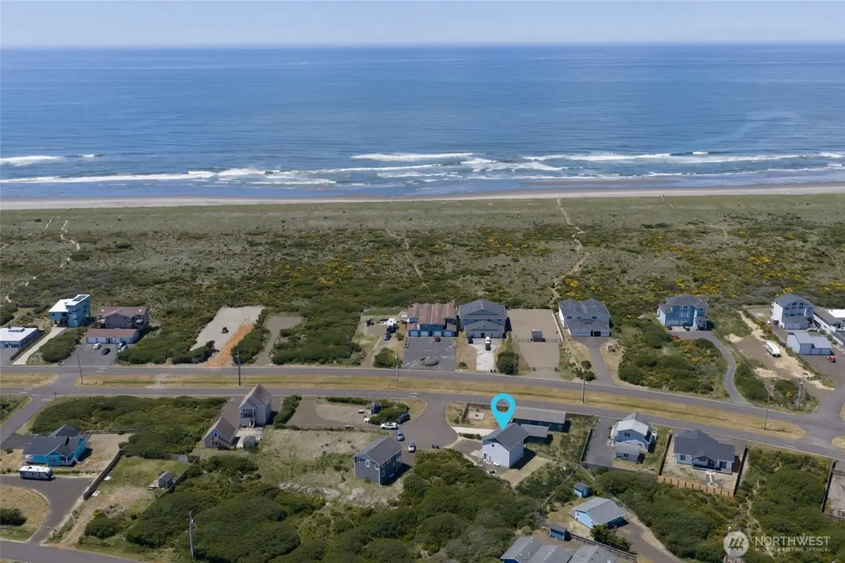 1054 Cedar Crest Court Sw, Ocean Shores, WA 98569 - #1