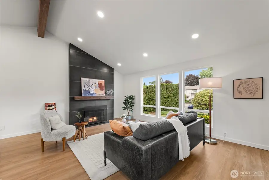 4303 NE 24th Street, Renton, WA 98059 - #3