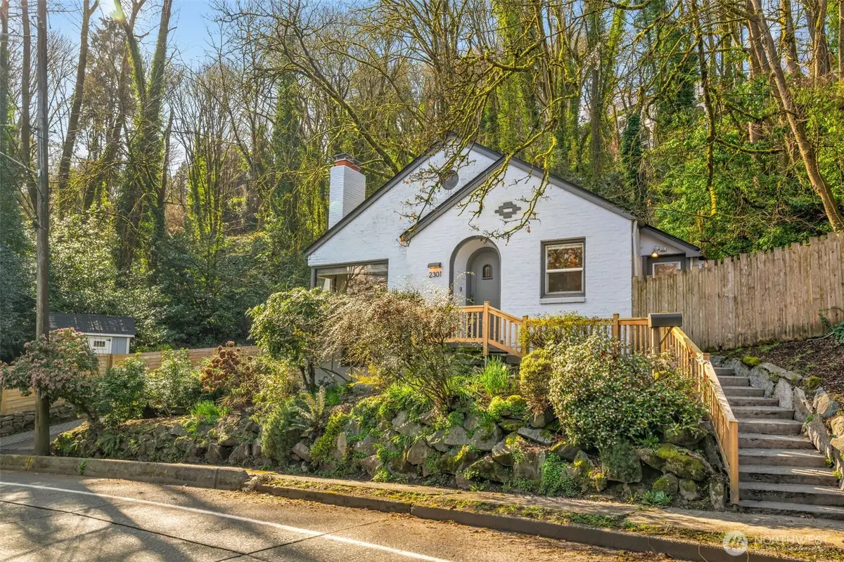 2301 Delmar Drive E, Seattle, WA 98102 - #1