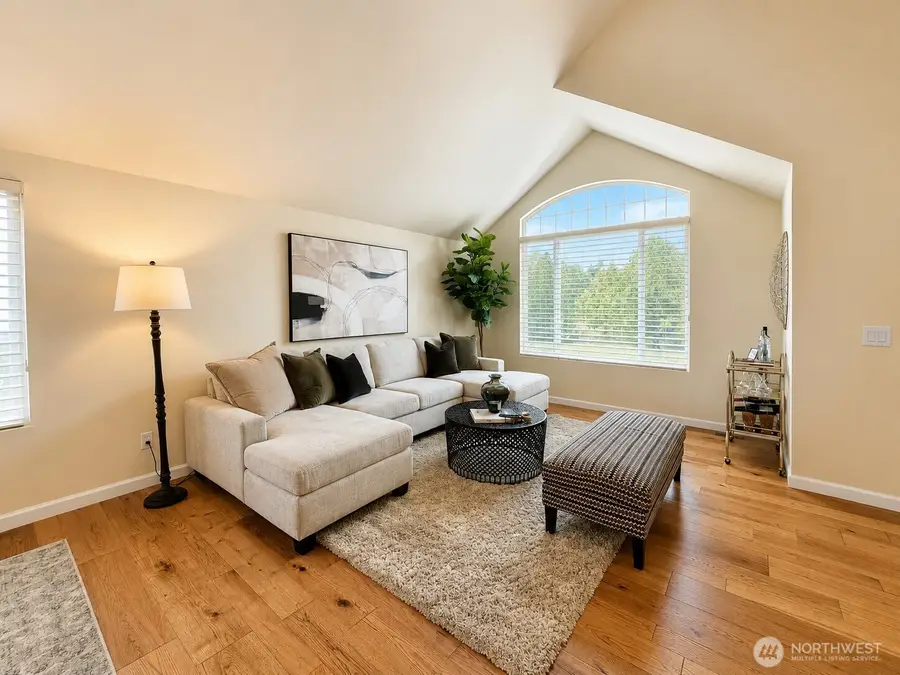 23411 SE 242nd St, Maple Valley, WA 98038 - #3