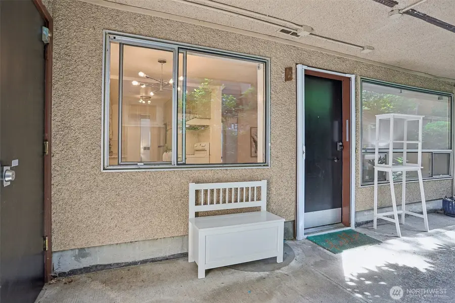 8354 11th Avenue Nw #5, Seattle, WA 98117 - #3