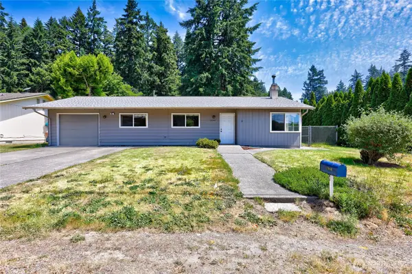 17940 9th Avenue Ne, Poulsbo, WA 98370