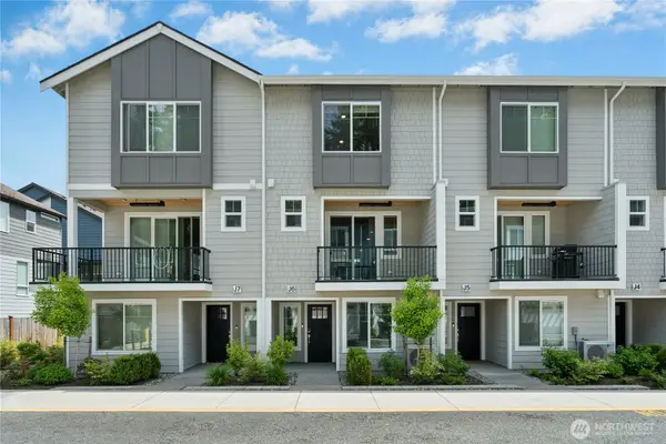 13730 Manor Way #J6, Lynnwood, WA 98087