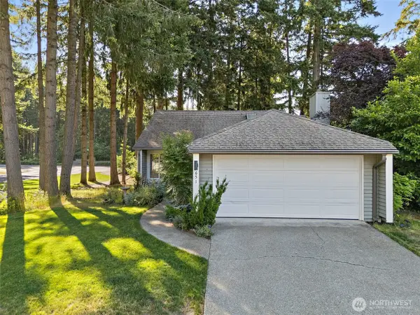 651 Malibu Drive Se, Lacey, WA 98503