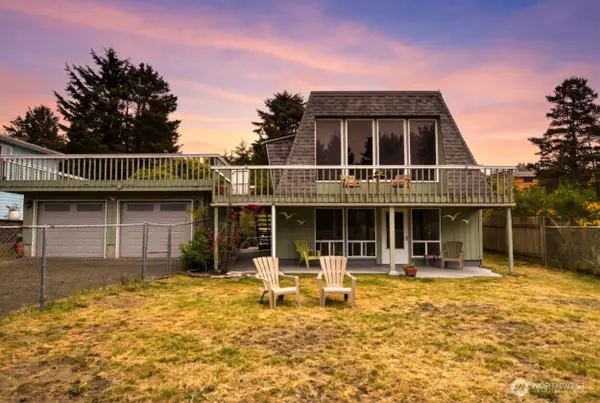 912 Surf Street, Westport, WA 98595