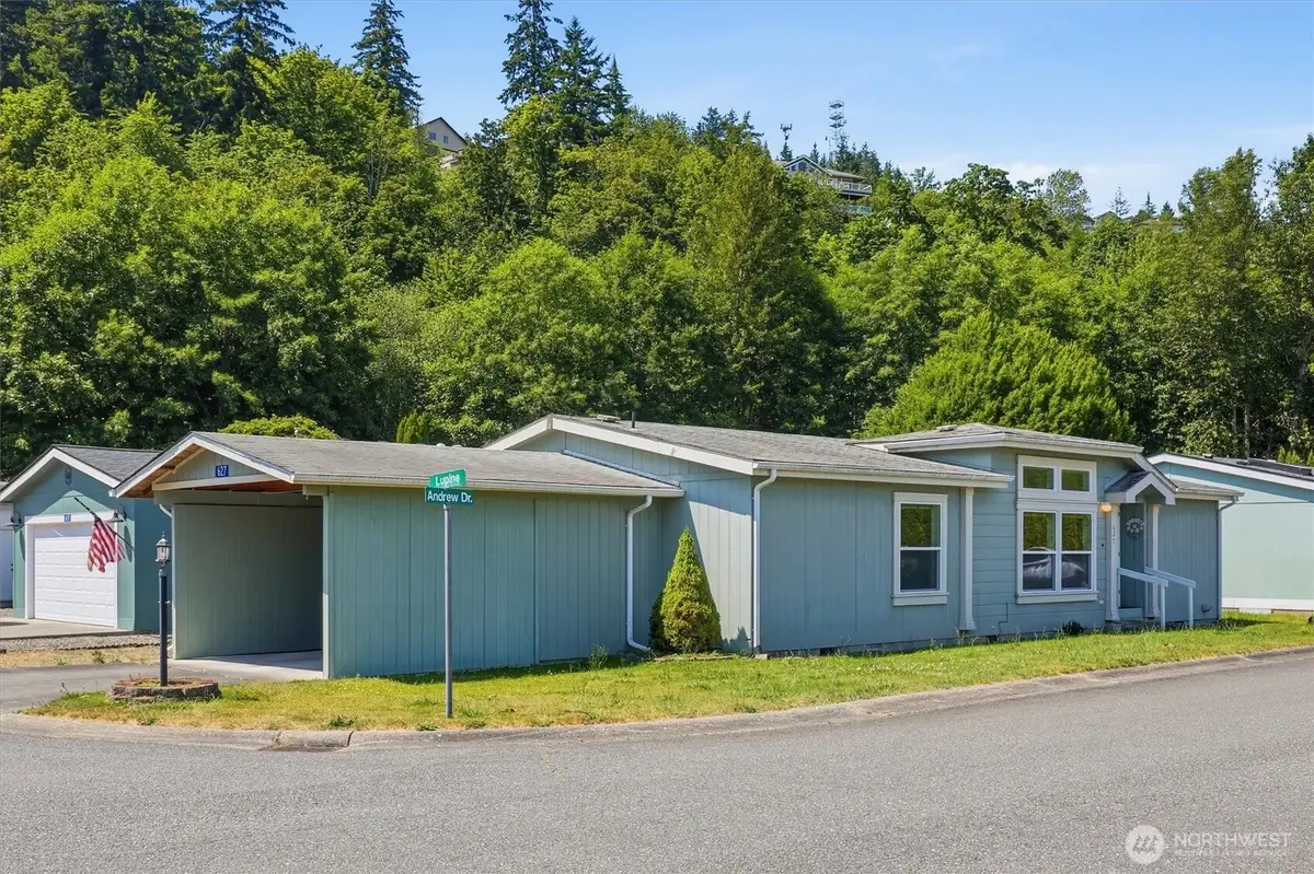 627 Andrew Drive, Burlington, WA 98233 - #1