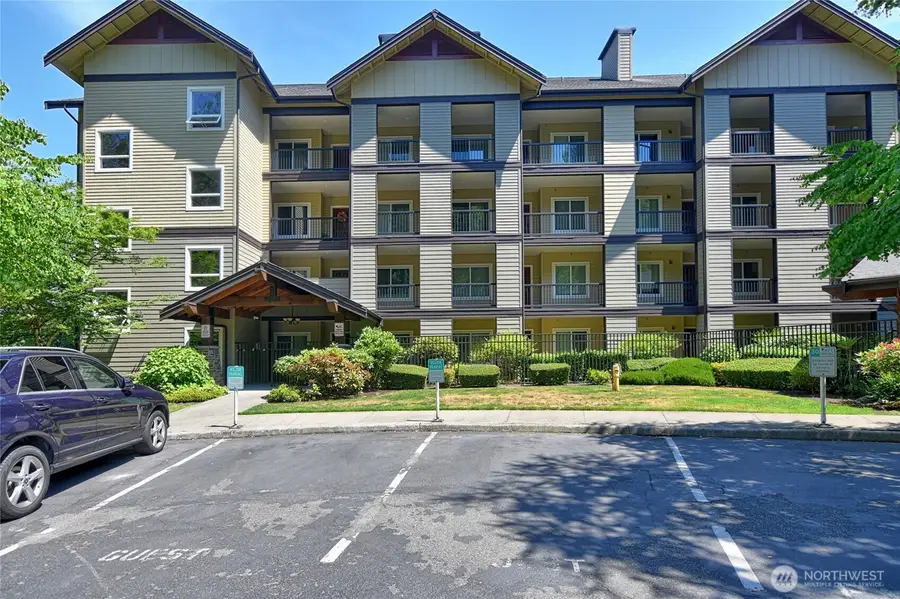 18707 SE Newport Way #303, Issaquah, WA 98027 - #2