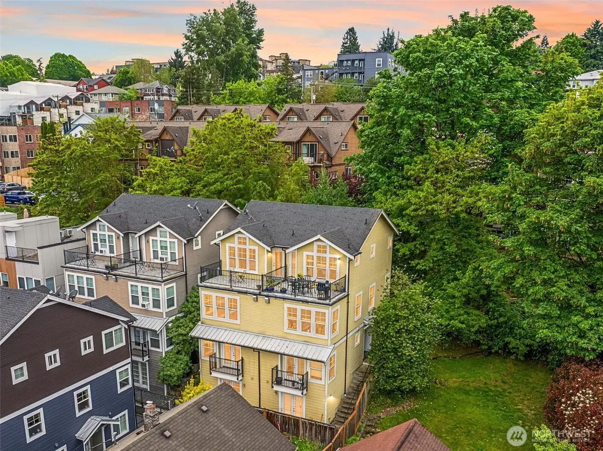 129 26th Avenue E, Seattle, WA 98112 - #1