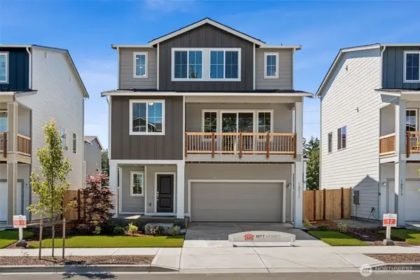 18521 SE 271st Place, Covington, WA 98042