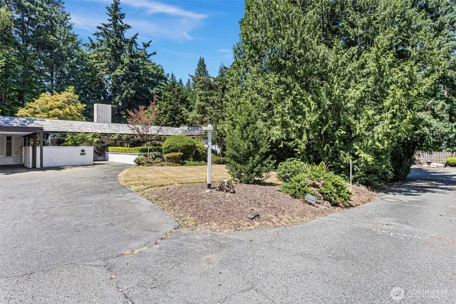 10260 Kaylen Pl, Bellevue, WA 98004 - #2