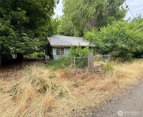 317 W Commercial Street, Dayton, WA 99328
