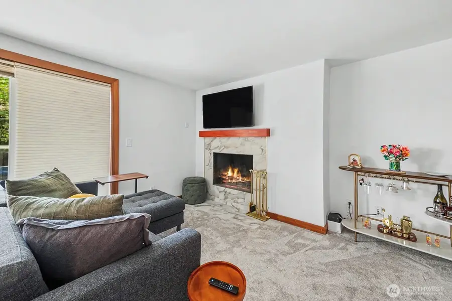 1730 Taylor Avenue N #302, Seattle, WA 98109 - #3