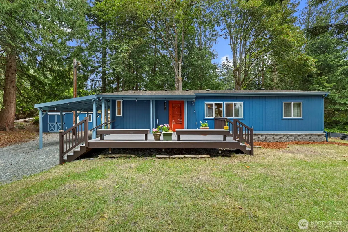 1828 Lake Drive, Camano Island, WA 98282 - #1