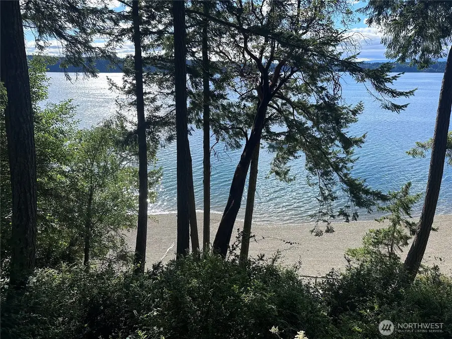 922 W Herron Boulevard Nw, Lakebay, WA 98349 - #2
